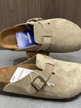 😽😺Birkenstock Women's Beige Suede Loafers